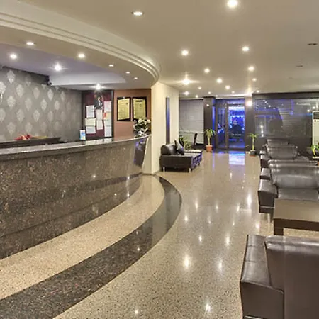 Hotell Antroyal 3*